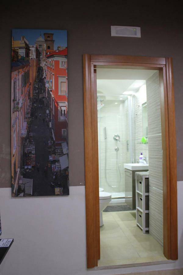 A Due Passi Dal Duomo Holiday home Naples
