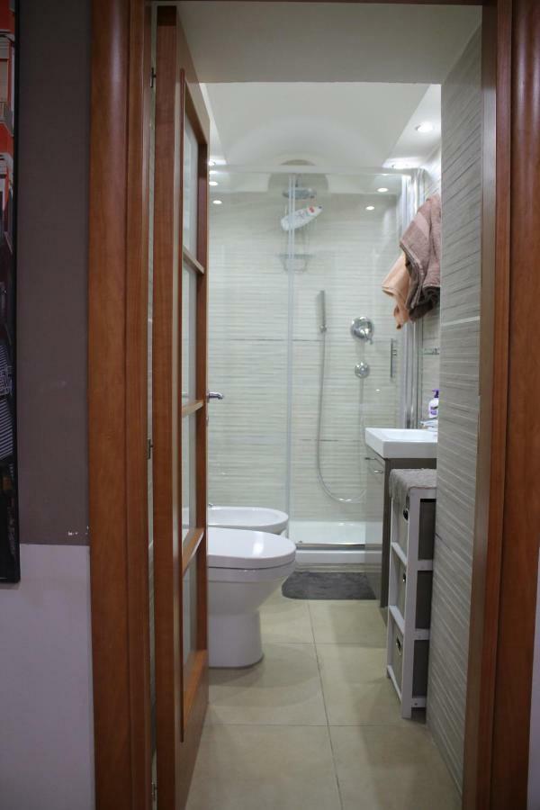 Holiday home A Due Passi Dal Duomo Naples